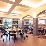ホテル Mercure Lille En Baroeul