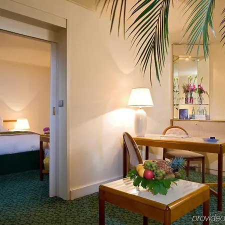 酒店 Mercure Lille En Baroeul 4*